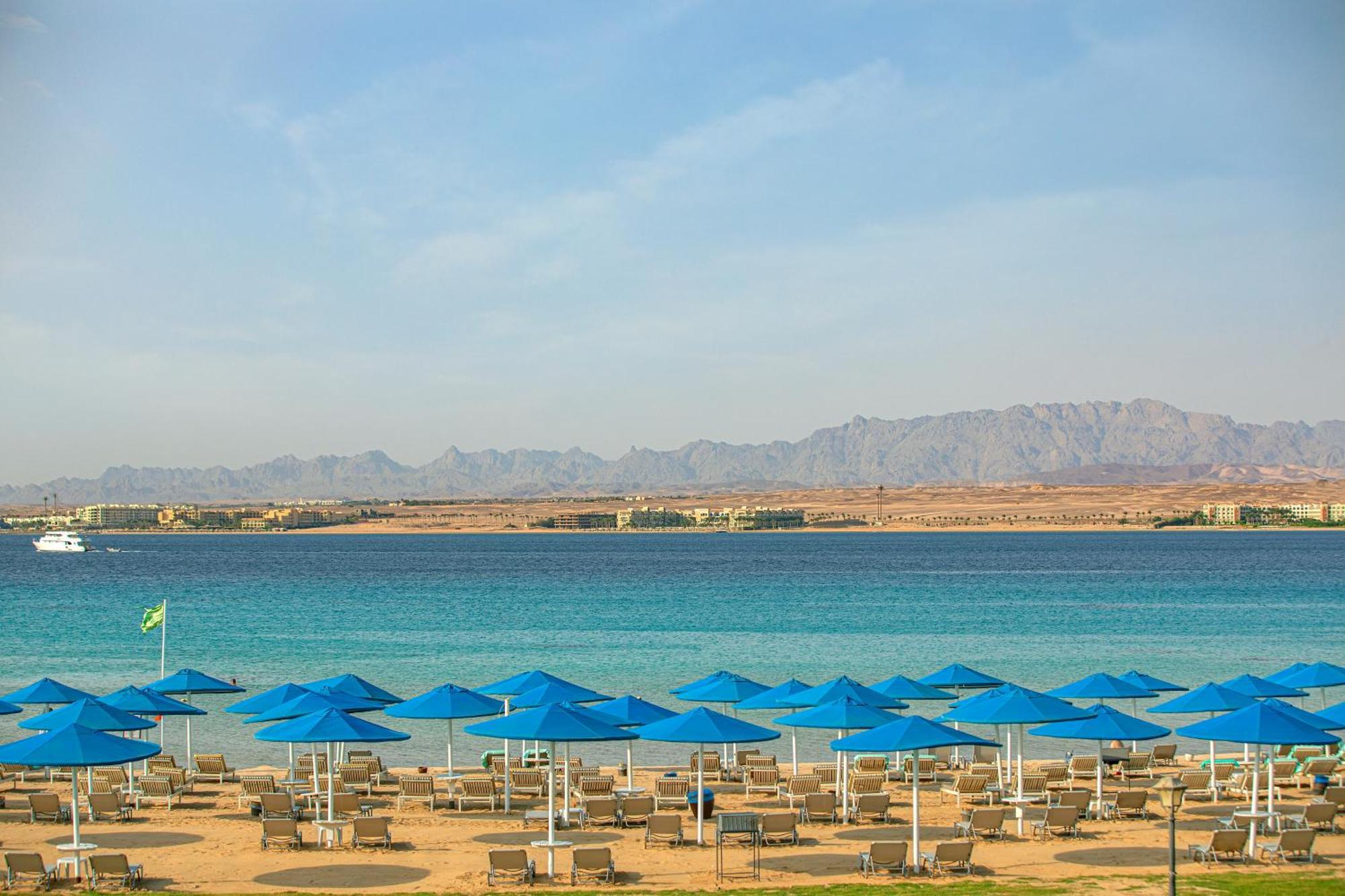 The V Luxury Resort Sahl Hasheesh Hurghada Luaran gambar The Red Sea coast at Sharm El Sheikh