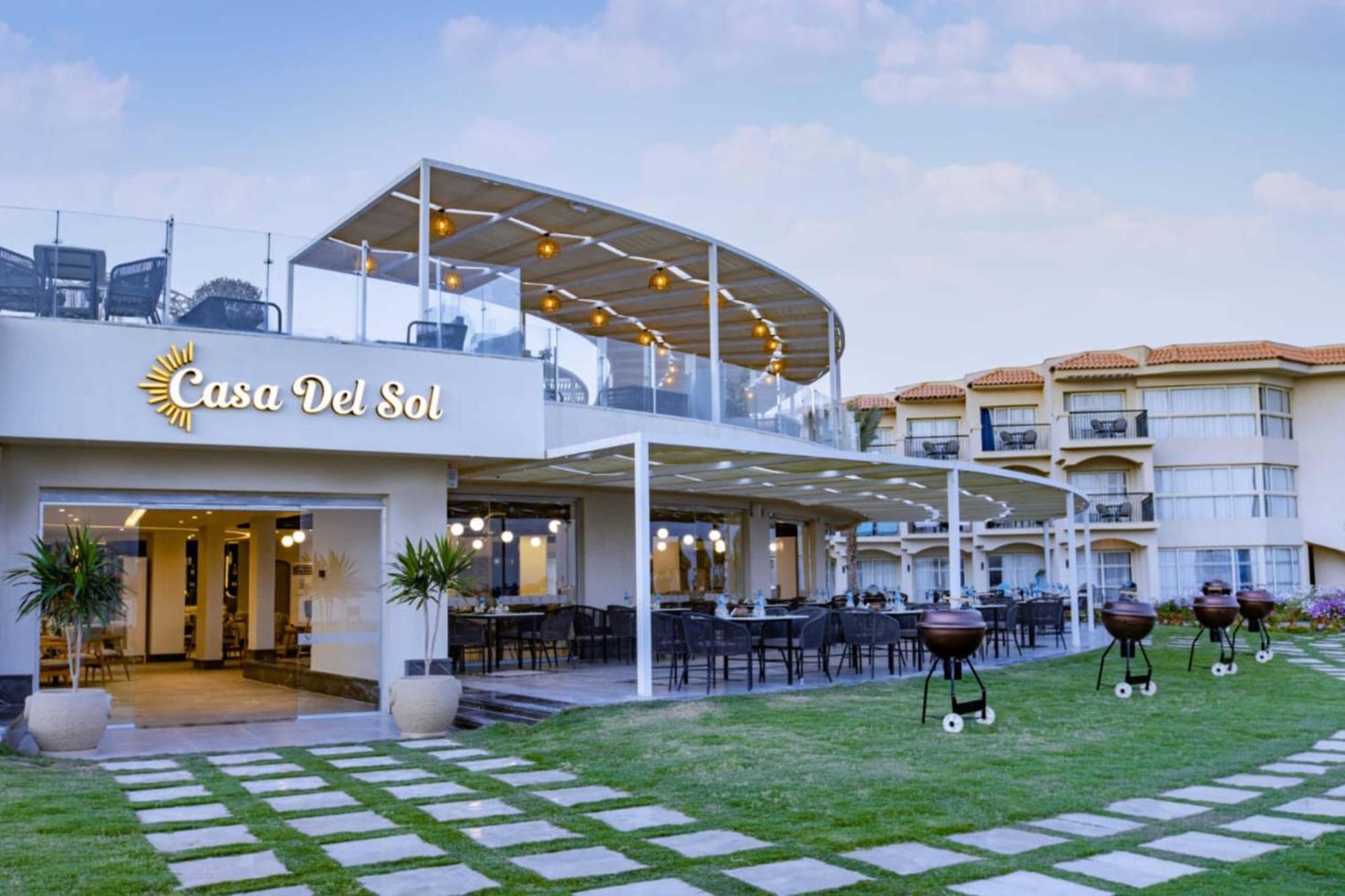 The V Luxury Resort Sahl Hasheesh Hurghada Luaran gambar Casa Del Sol